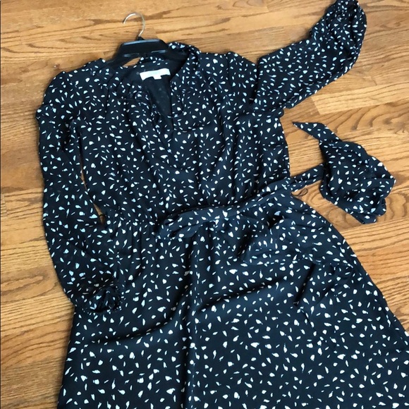 Black dress - Picture 4 of 4